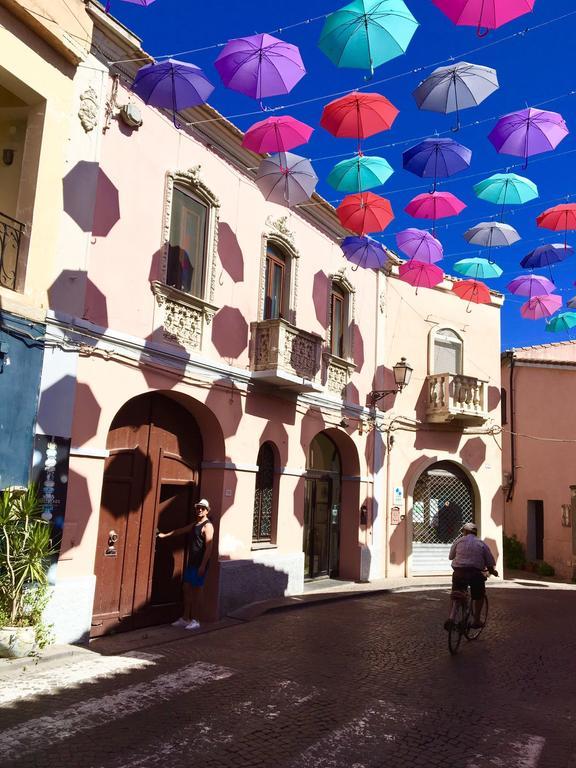 B&B Essenza Pula Bagian luar foto